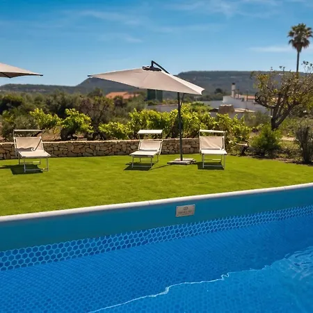 Villa Miramare Peaceful Oasis With Garden, Pool And Sea View In