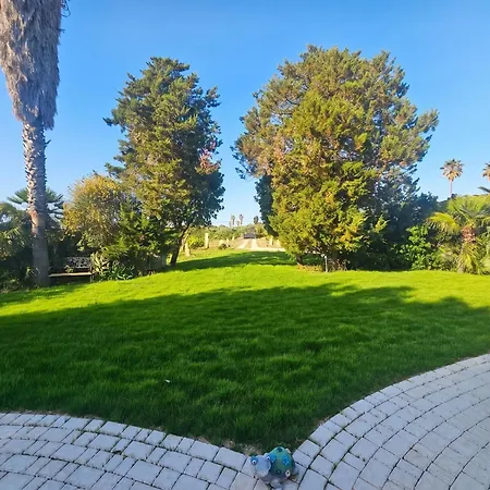Villa Miramare Peaceful Oasis With Garden, Pool And Sea View In *